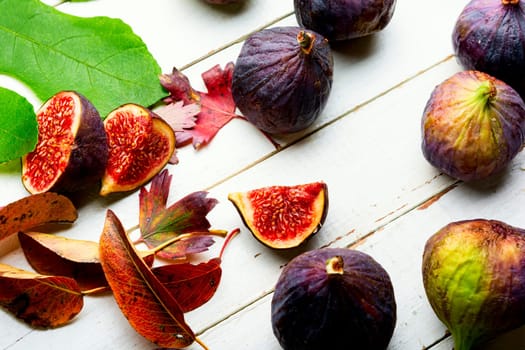 Fresh fig fruits.Ripe tasty figs on the plate