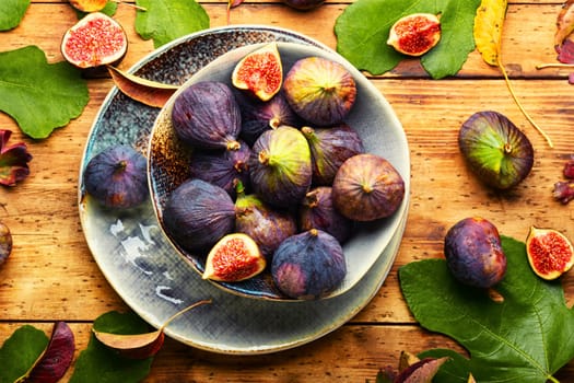 Fresh fig fruits.Ripe tasty figs on the plate