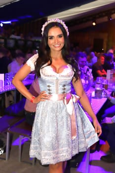 Kristin Zirnsak,.Barrel tapping Wandsbek Oktoberfest Hamburg with VIP Guest  ,16.09.2022