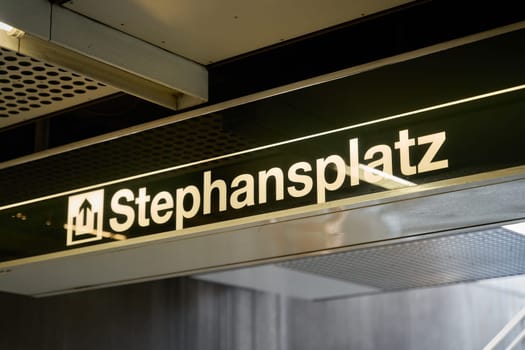 Sign pointing to the exit from the Vienna subway in the direction of Stephansplatz