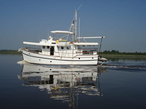 Picture of an Boat on the cape fear river (Wilmington, NC)