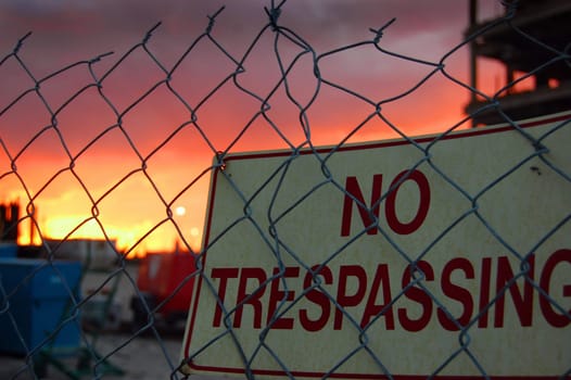 No trespassing sign on site construction