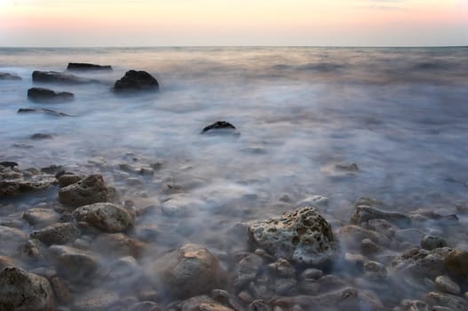 sea tide looking like fog due the long exposure