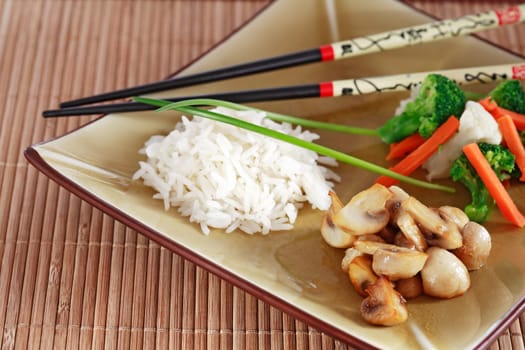 Rice, mushrooms and vegetable