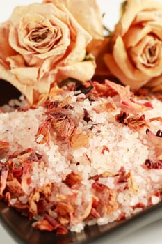 Bath salt with dry rose petals