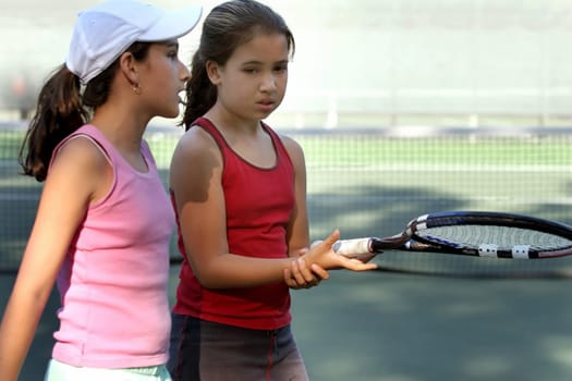 2 girls after tennis game