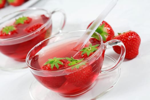 Fruit tea with strawberries