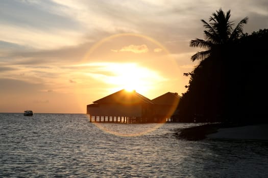 Sunrise on the Indian ocean - maldives