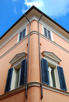 Angle of a house