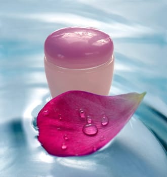 Rose leaf & rose-creme after bath