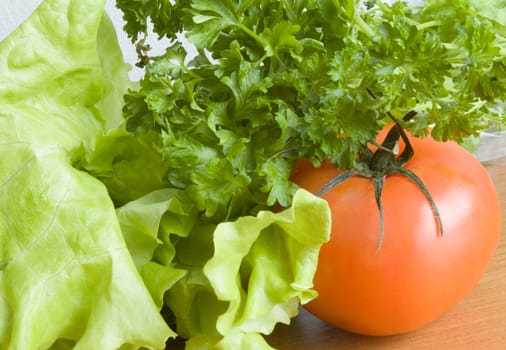 tomato, salad and parsley