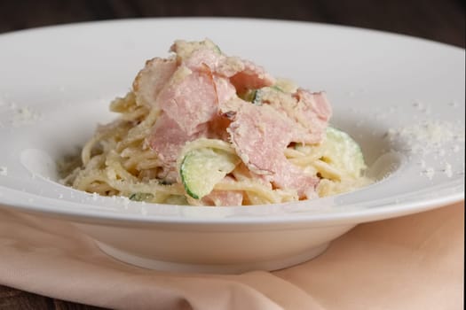 pasta with ham and cheese