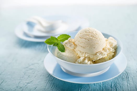 White Ice cream in a bowl close up
