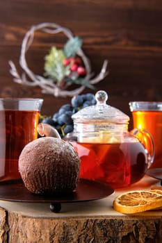 Christmas tea - grape and lemon tea with chocolate cake