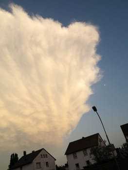 Cloud wall in an evening sky