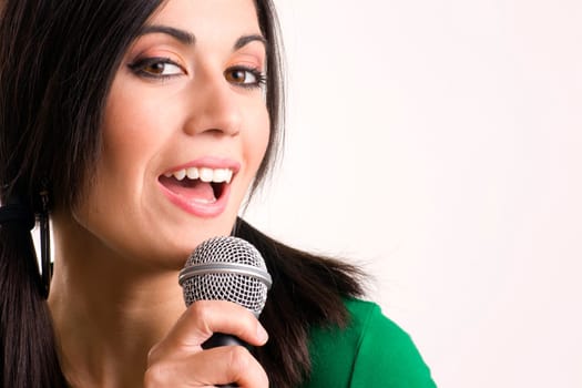 Pretty Vocalist