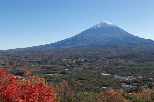 This photo was shot from the area around Mt.Fuji in Autumn. It is time to start snow cap on the top of Mt.Fuji. There are 5 lake around Mt.Fuji. This is shot from Mt.Koyodai.