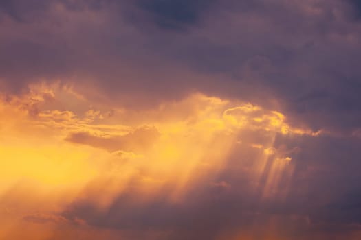 Sunshine In Sunrise Bright Dramatic Sky. Sun Ray Through Dark Rainy Clouds. Scenic Colorful Sky At Dawn. Sunset Sky Natural Abstract Background.