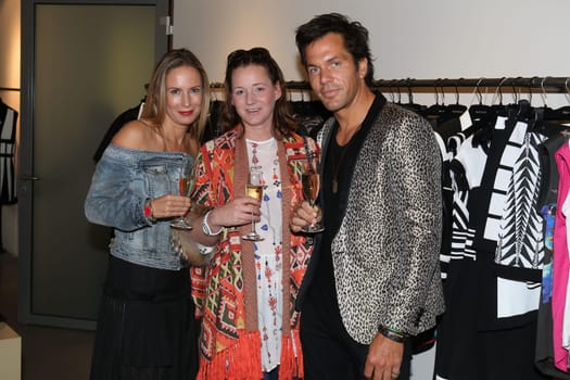 Kathrin Bruss (Petra Teufel),Jenny Blunck-Falckenberg and Christian Kloster (GM),Gala VIP Fashion Night at Petra Teufel in the Hohen Bleichen,Hamburg,20.05.2015