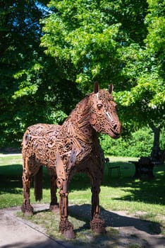 Steel horse figure in a garden