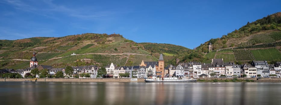 ZELL, GERMANY - SEPTEMBER 12, 2022: Panoramic image of Zell with Moselle river on September 12, 2022 in Germany