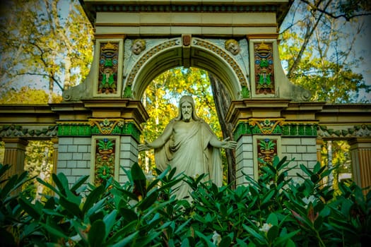 statue of Jesus at the Dorotheenstädtische cemetary in Berlin