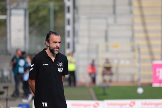 Coach Dario Fossi (VfB Oldenburg) at the game of the 3. FBL: 22-23: 14. Sptg. SC Freiburg II vs VfB Oldenburg.. DFL REGULATIONS PROHIBIT ANY USE OF PHOTOGRAPHS AS IMAGE SEQUENCES AND/OR QUASI-VIDEONann.. Photo: Joachim Hahne/johapress