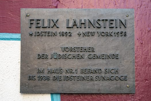 IDSTEIN, GERMANY - 2022-10-05 - Felix Lahnstein memorial plaque. Felix Lahnstain been the last community leader from the jewish community in Idstein.