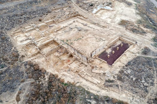 The Banales Iberian-Roman site corresponds to a city that has not been identified. It is located in the municipality of Uncastillo, but it is accessed from the town of Layana, very close to Sadaba.
