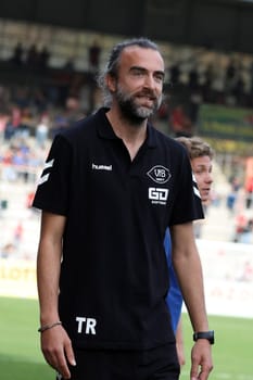 Coach Dario Fossi (VfB Oldenburg) at the game of the 3. FBL: 22-23: 14. Sptg. SC Freiburg II vs VfB Oldenburg.. DFL REGULATIONS PROHIBIT ANY USE OF PHOTOGRAPHS AS IMAGE SEQUENCES AND/OR QUASI-VIDEONann.. Photo: Joachim Hahne/johapress