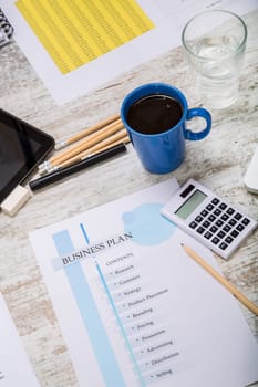 Presenting a Business Plan with a strategy to develop.
