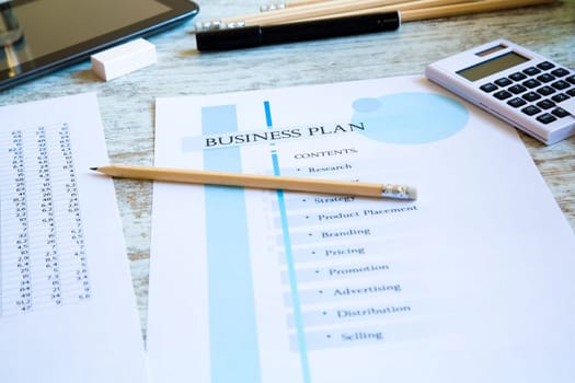 Presenting a Business Plan with a strategy to develop.
