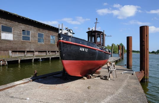 Dry dock