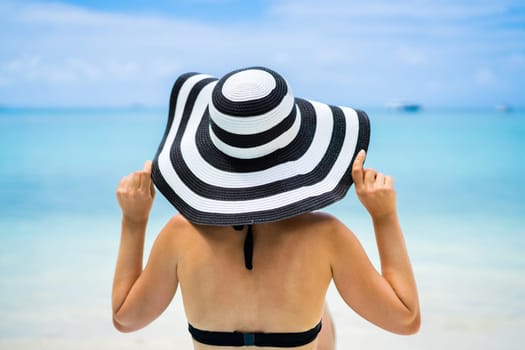 Beach Lifestyle And Ocean Water. Young Girl On Summer Vacation