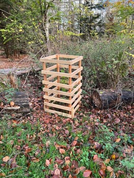 Plant protection grids are needed to protect young trees from wild food. Plant protection grids are required to protect young planted trees from being eaten by wild animals.