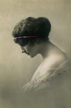 Vintage portrait of a young girl. The shot was taken around 1914.