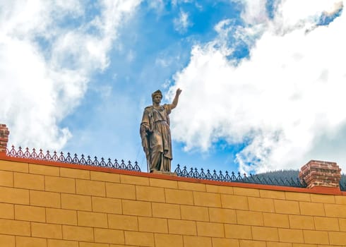 The sculpture on roof the house,Colorado.