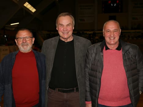 Olympiasieger Ernst Gerlach,Günter Dreibrodt und Ingolf Wiegert (alle SCM) Handball DHB 3. Liga Herren Ost Saison 2022-23 14.Spieltag SC Magdeburg II – EHV Aue am 02.12.2022 in Magdeburg