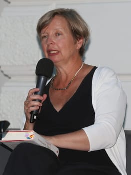 Schriftstellerin Jenny Erpenbeck bei einer Buchlesung am 03.08.2022 in Magdeburg
