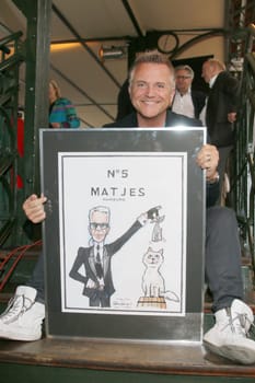 Joerg Knoerr,HELBING Kuemmel Summer Festival in the Hamburg Fish Auction Hall - the 8th Helbing-Matjes-Festival,Hamburg,09.06.2015