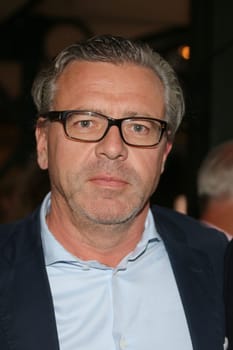 Thomas Collien,HELBING Kuemmel Summer Festival in the Hamburg Fish Auction Hall - the 8th Helbing-Matjes-Festival,Hamburg,09.06.2015