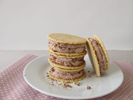 Round waffles with chocolate ice cream filling