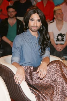 Conchita Wurst (Saengerin),Lanz,recording 1 of 10.06.2015,Hamburg