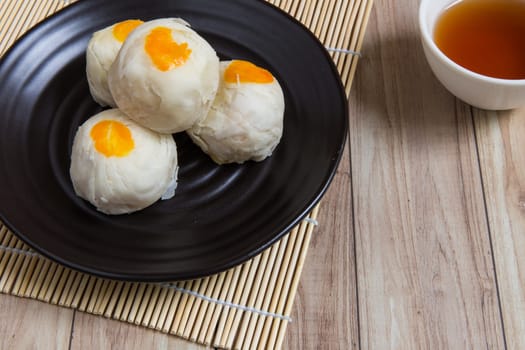 Sweet traditional Chinese cake for any occasion.