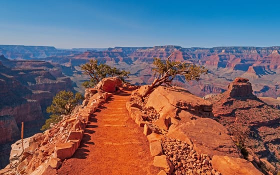 Trail into the Grand Canyon in Grand Canyon National Park in Arizona