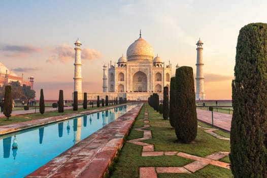 Beautiful Taj Mahal sunrise view, India, Agra, Uttar Pradesh