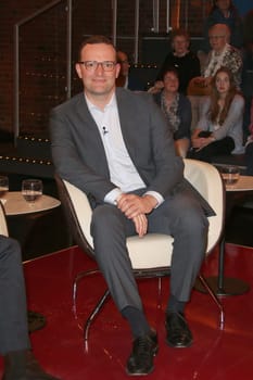 Jens Spahn (politician),recording of Markus Lanz broadcast 2 at Studio Stahltwiete,Hamburg,17.06.2015