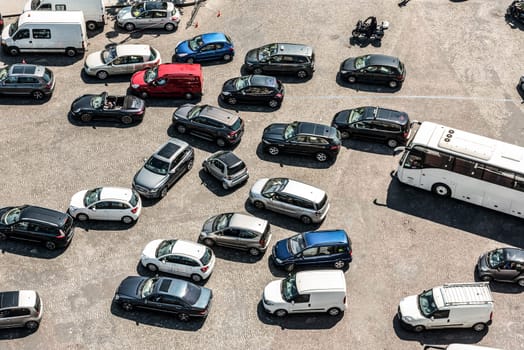 Traffic jam at the Place Charles de Gaulle in Paris, France