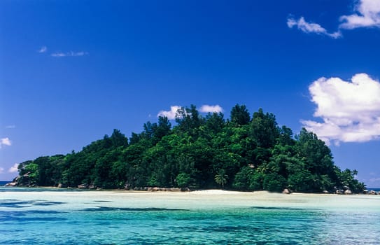 Round island, Ste Anne Marine National Park, Mahe, Seychelles.