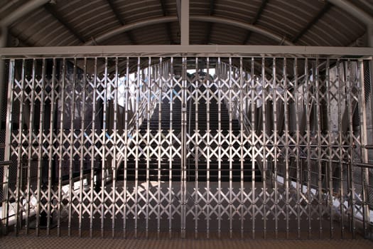 ss collapsible gate can be used as a texture background